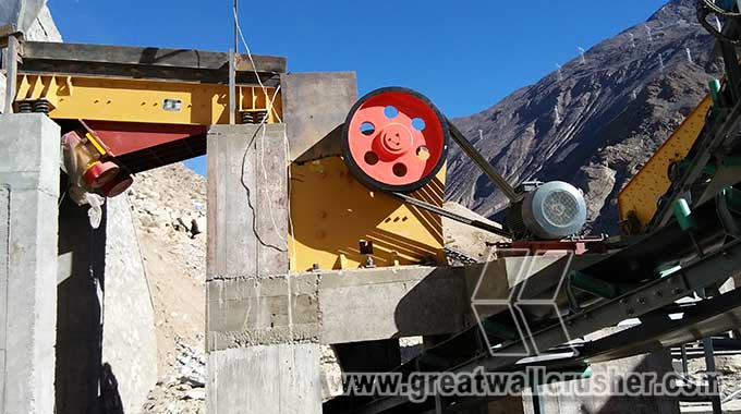 small jaw crusher for sale in basalt crushing plant 